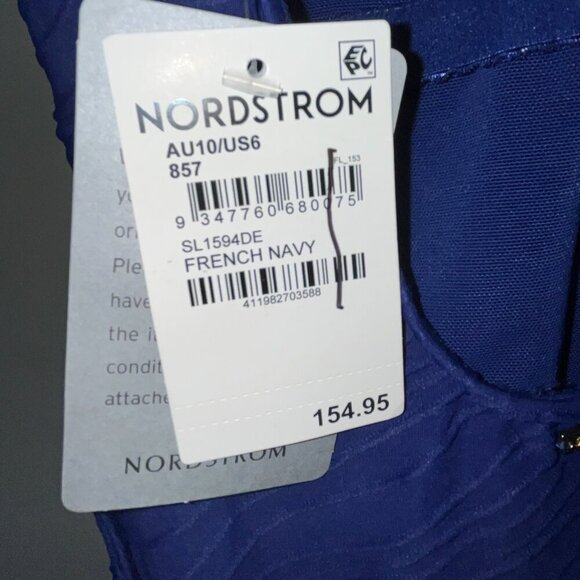 NWT Sea Level Australia V Neck Halter One Piece in De Soleil French Navy Size 6 - Picture 6 of 6